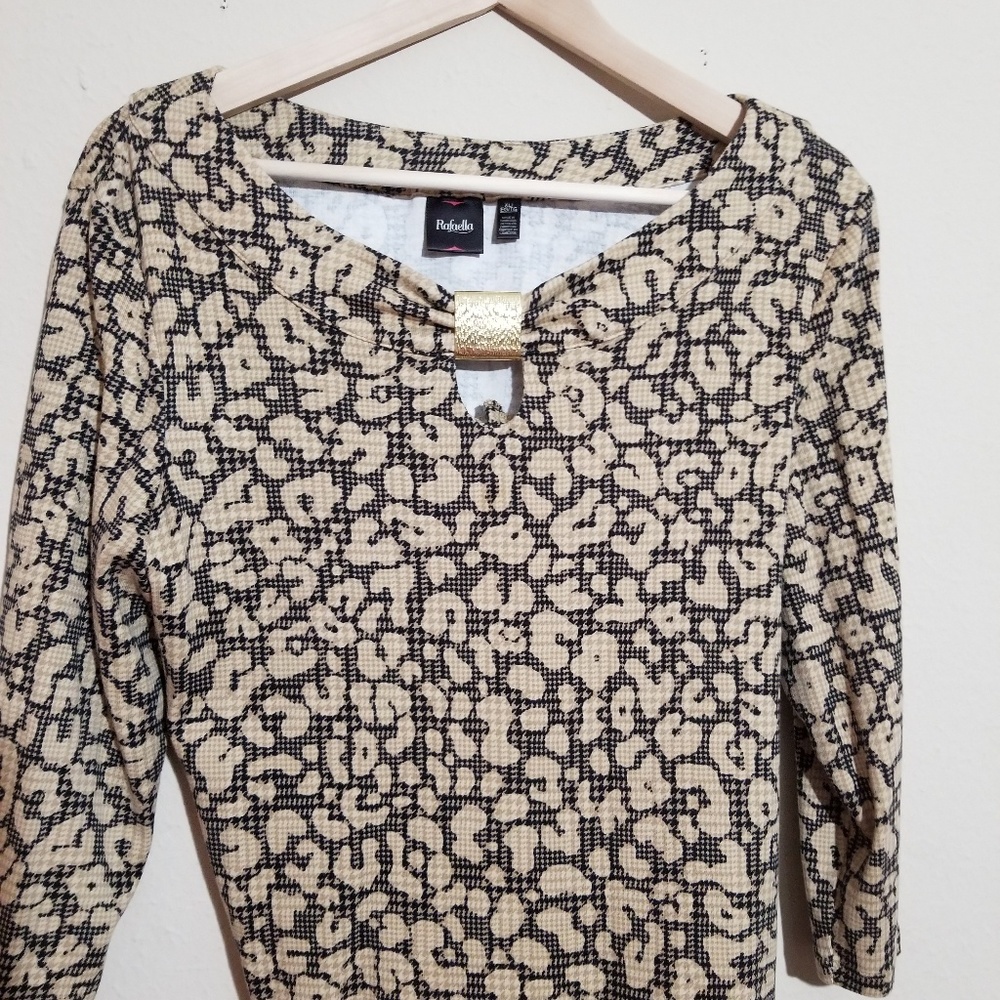Tan and black long sleeved Rafaella